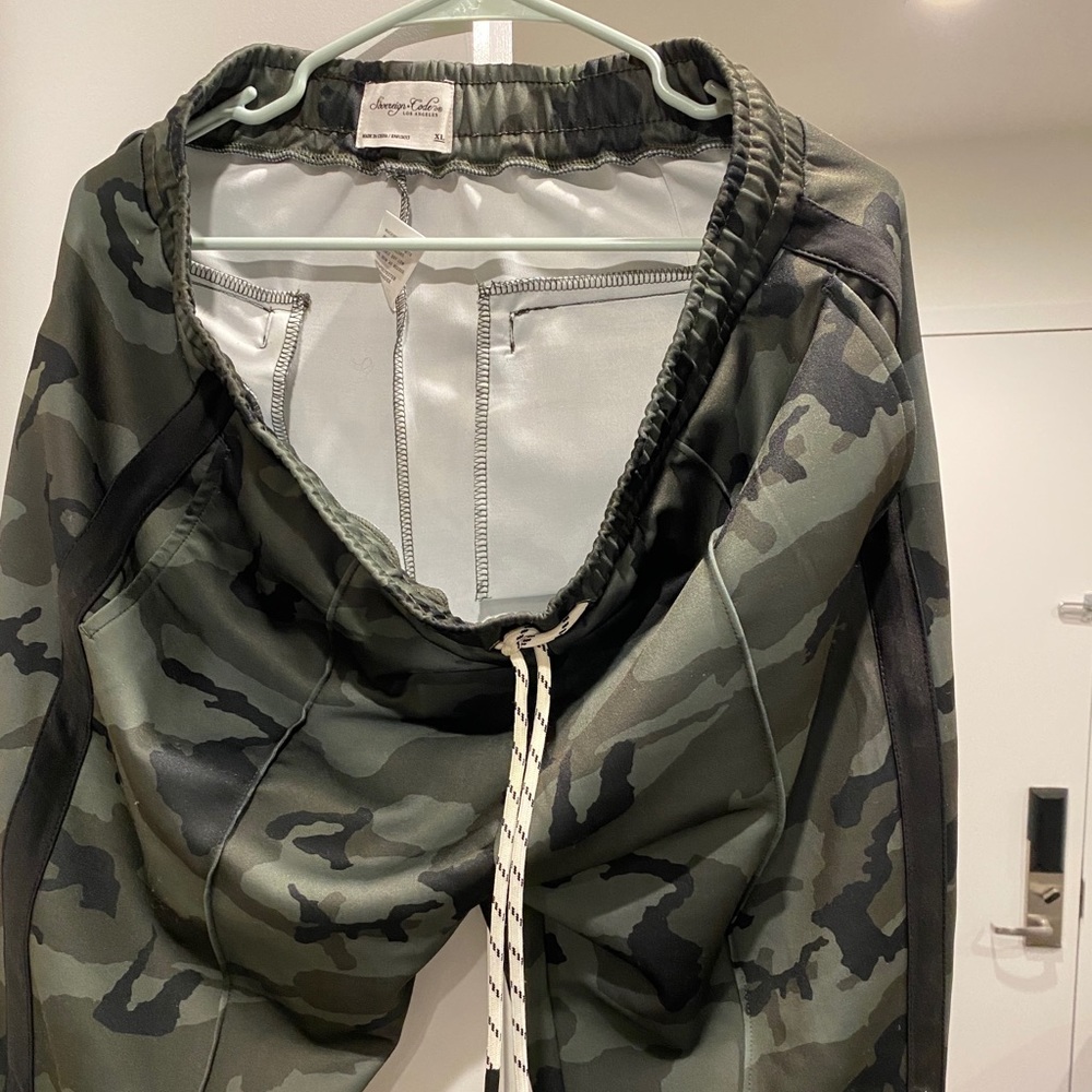 Sovereign code luxury men’s pants.